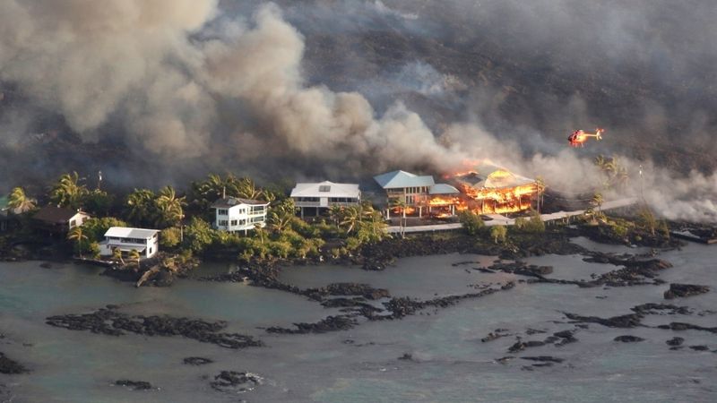 FOTO: Kīlauea vulkāna radītā postaža, raugoties no putna lidojuma