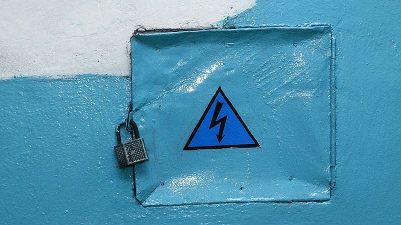 Latvenergo grib elektrības cenu augstāku nekā Lielbritānijā un Francijā