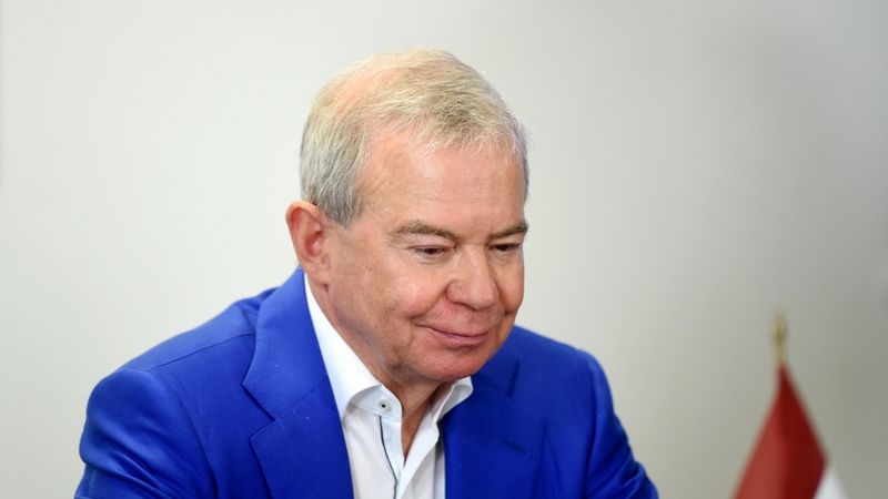 Papildināta - Prokuratūra prasīs Lielbritānijai papildu informāciju par Lemberga meitai noteiktajām sankcijām