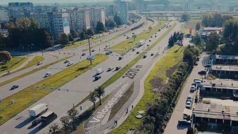 Par vairāk nekā miljonu eiro izbūvēts Krasta ielas veloceliņš
