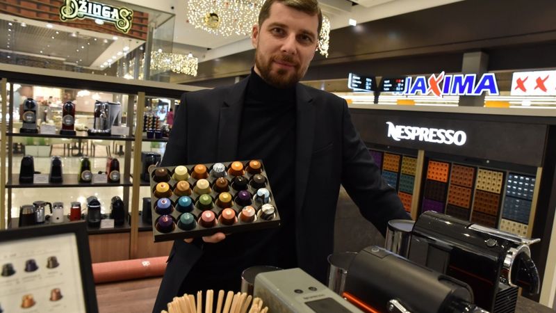 Kafijas tirdzniecībā ar internetu vien nepietiek