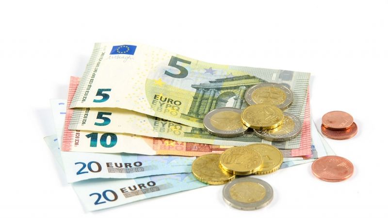 Nodokļu ieņēmumu samazināšanos izraisa privātā patēriņa vājums