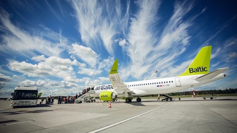 Rīgas lidostā ielidojošo aviokompāniju TOP 10