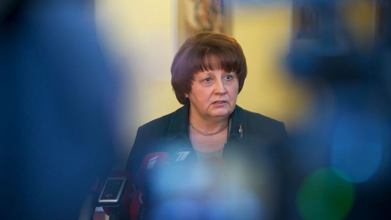 Straujumai jauns piedāvājums ministru amatu sadalē