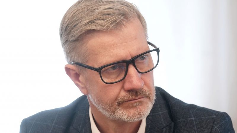 Ceļu satiksmes likuma grozījumos nav risinājuma ārvalstu vadītāja apliecību pārbaudei