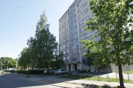 Sērijveida dzīvokļu tirgū – pārdevēju un pircēju stīvēšanās
