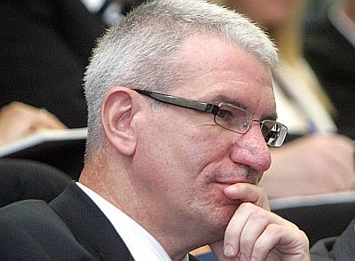 Par ticamāko premjera amata kandidātu uzskata diplomātu Vaivaru