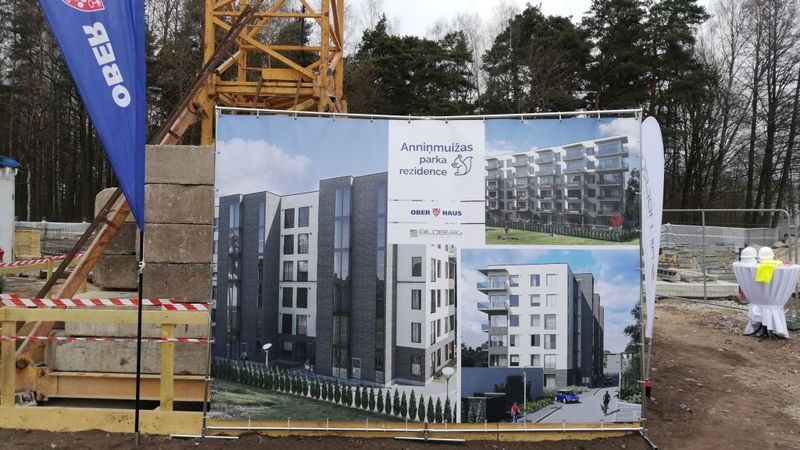 FOTO: Jauns daudzdzīvokļu projekts Imantā vilinās ar meža tuvumu