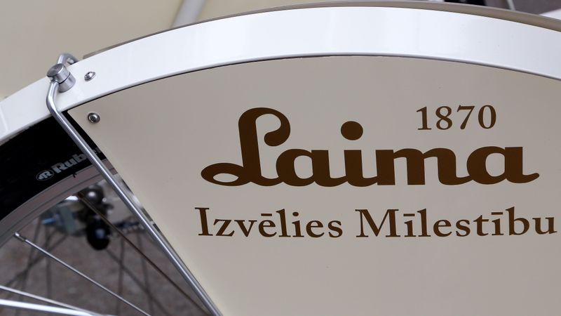 Laima un Staburadze vēršas Saeimā