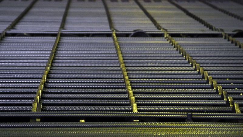 Papildināta - Liepājas metalurga darbinieki joprojām nav saņēmuši algu