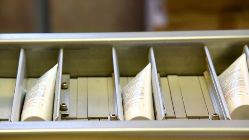 Iegādājas Dzintara aktīvus un sola nekavējoties atjaunot ražošanu