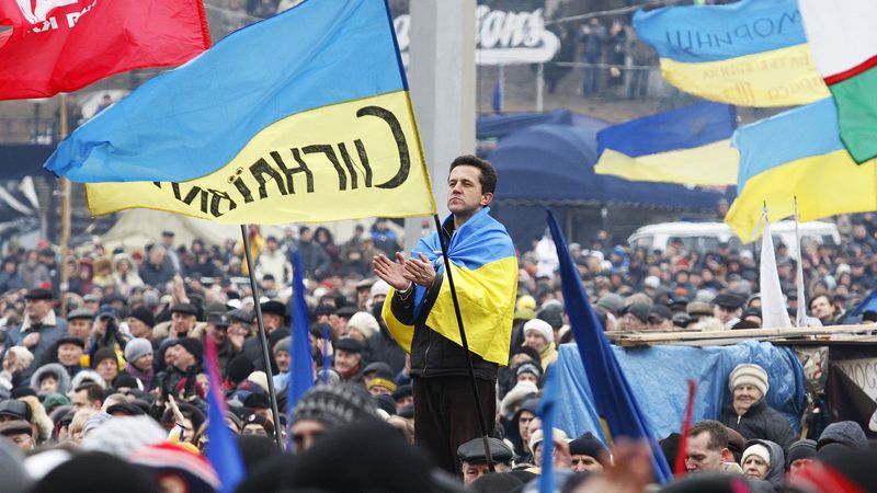 Ukrainas krīze: opozīcija grib mainīt konstitūciju