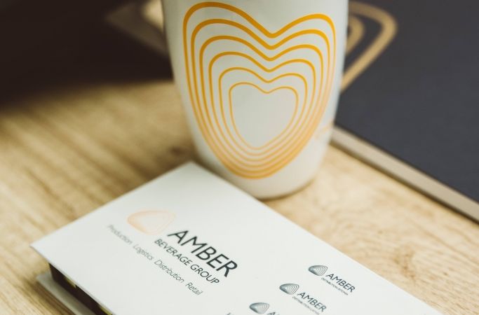 Amber Beverage Group saņem 27 miljonu eiro aizdevumu globālai izaugsmei