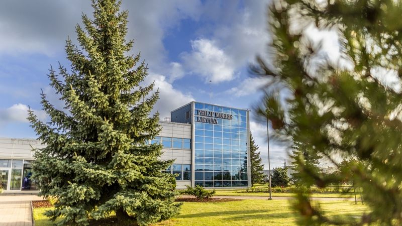 Philip Morris International ieņem pirmo vietu Forbes neto nulles emisiju līderu sarakstā