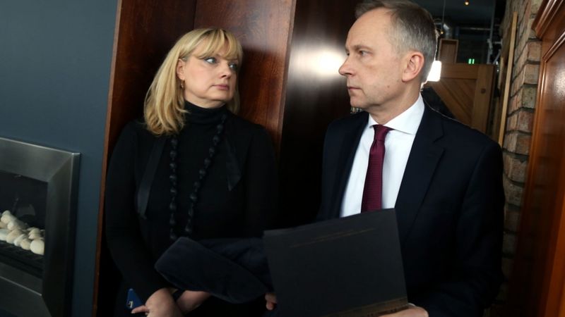 Prokuratūra sākusi kriminālvajāšanu pret Rimšēviču un Martinsonu