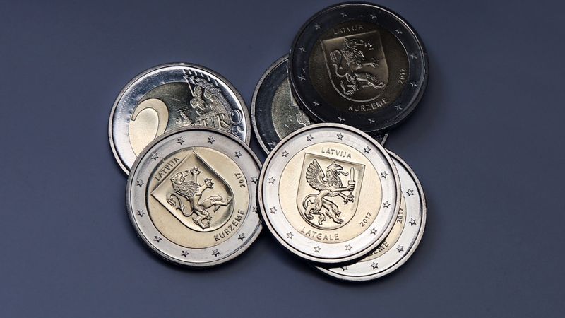 Kredītiestāde: kreditēšanas apjomi strauji pieaug