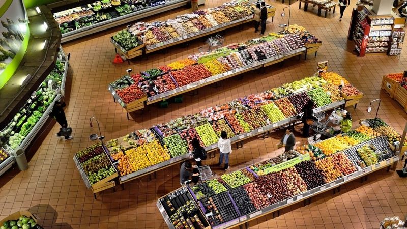 Novembrī mazumtirdzniecības apgrozījums turpināja pieaugt