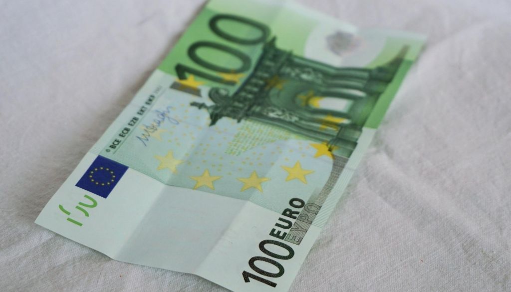 Portugāle izstrādājusi 2,4 miljardu eiro atbalsta programmu patērētājiem