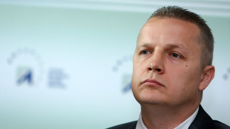 airBaltic padomē Liepiņu nomaina Valsts kases pārvaldnieks Āboliņš