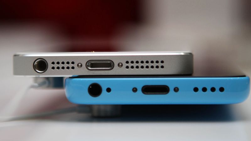 Vai Latvijā Apple piekāpsies Samsung?