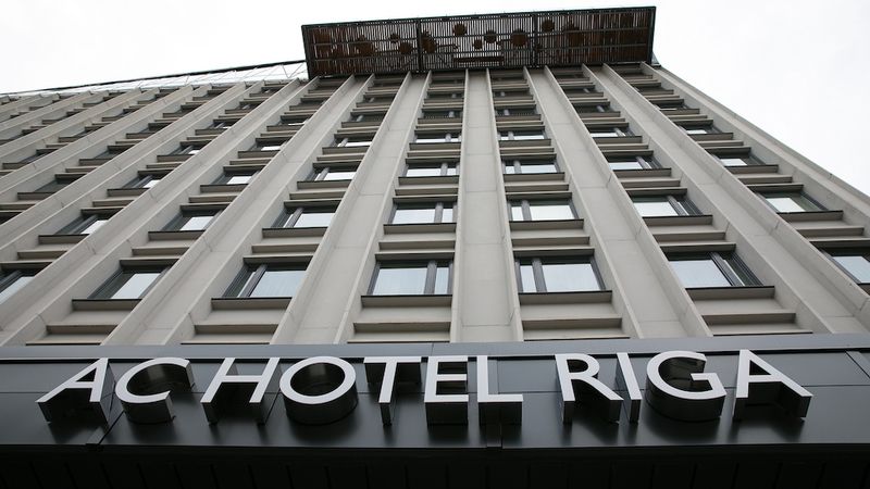 FOTO: Oficiāli atklāta Latvijā pirmā Marriott tīkla viesnīca – AC Hotel Riga