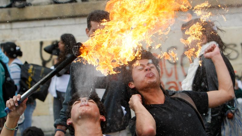 Kolumbijā studenti un profesori apvienojas protestos pret «lauztajiem solījumiem»
