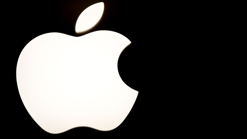 Apple Latviju «aizmirsusi» apzināti