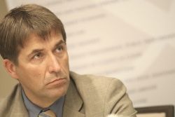 Kampars gatavs vērsties tiesībsargājošās iestādēs, ja Rīgas Siltuma pārņemšanas shēma tiks īstenota
