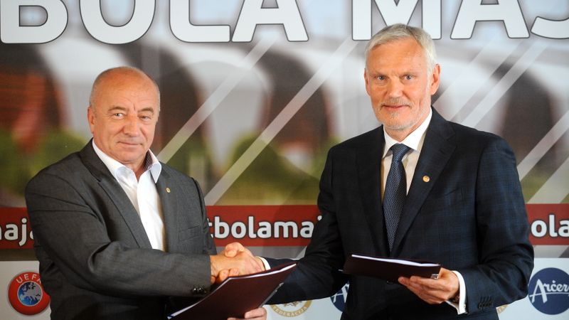 Sporta kompleksu Kr. Barona ielā plāno atjaunot līdz 2017.gada vasarai