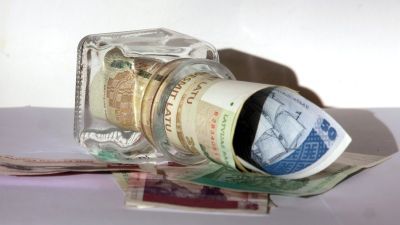 Valsts budžeta pārpalikums deviņos mēnešos pārsniedz 300 miljonus latu