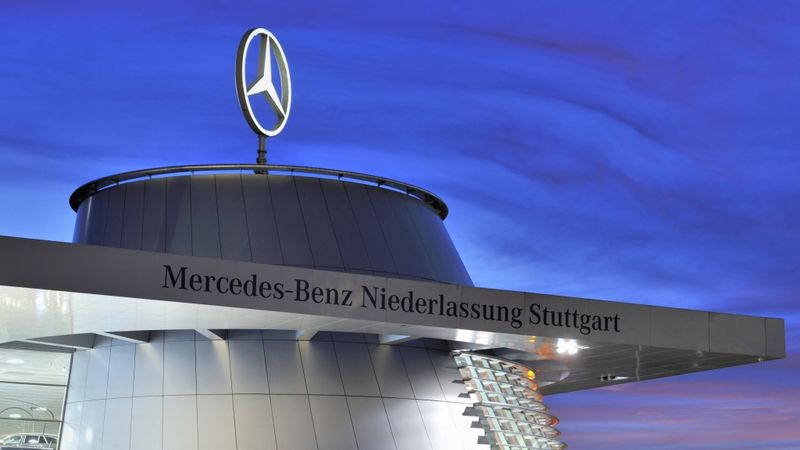 Mercedes-Benz līdz 2039.gadam plāno atteikties no iekšdedzes dzinējiem