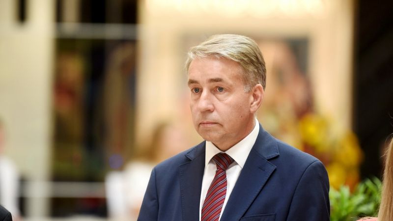 Pareizāk būtu celt patēriņa nodokli, bet koalīcija izlēma par pensiju pārskatīšanu