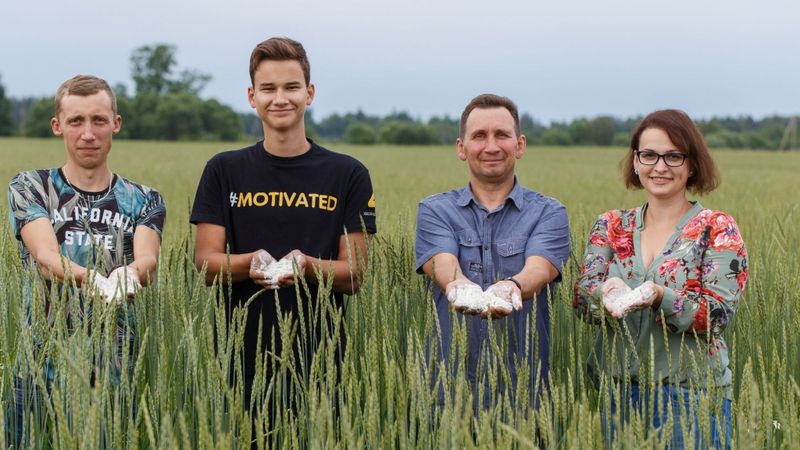 FOTO: Kutina nervu galus lielajiem miltu ražotājiem