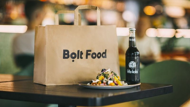 Rīgā sāk darboties ēdienu piegādes platforma Bolt Food