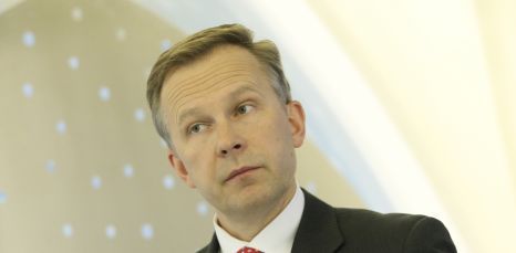 Rimšēvičs: Latvija iegūs no eiro ieviešanas kursa Igaunijā