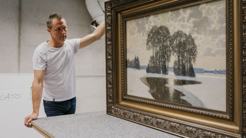 FOTO: Ar Groglass akrilu ierāmē Purvīša Ziemu
