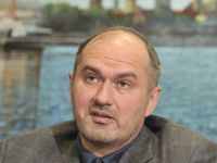 Rāvis izveido Grifu armiju