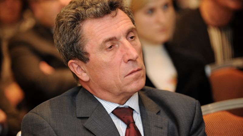 Lietuvas vēstnieks Latvijā saistībā ar izteikumiem par Zatleru atkāpjas no amata