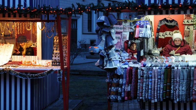 Ziemassvētku tirdziņos dienā iespējams pārdot preces 150-300 eiro vērtībā