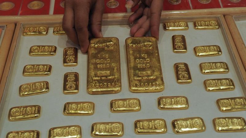 Pētījums: ASV parādzīmju ienesīgumam sasniedzot 4%, zelta cena saruks līdz 831 dolāram