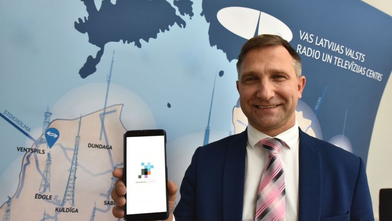 Vai personu apliecinošus dokumentus implantēsim?