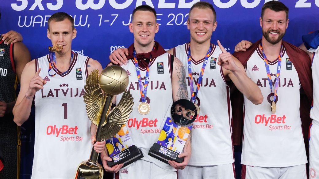 Latvijas 3x3 basketbolisti pirmo reizi kļūst par pasaules čempioniem