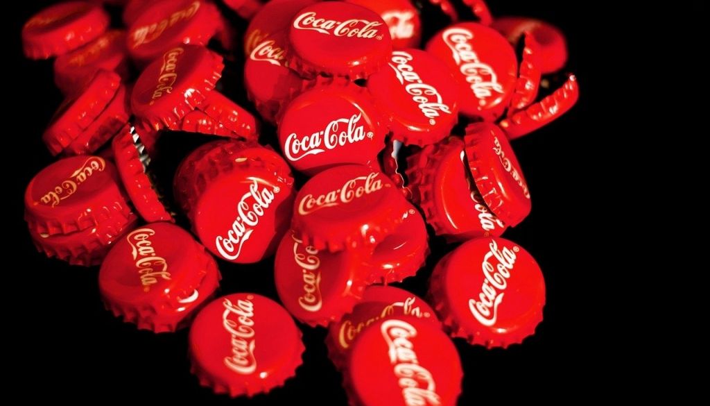 Coca-Cola nolemj apturēt darbību Krievijā
