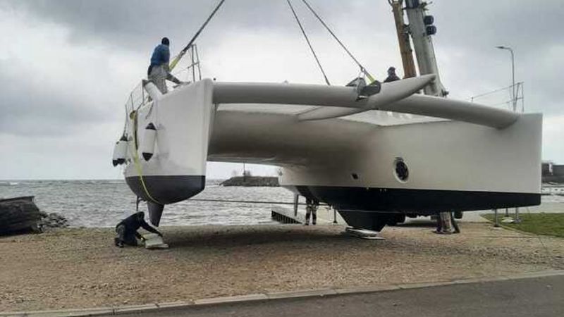 Engures ostā O Yachts uzbūvējis ceturto "4 Klases" katamarānu