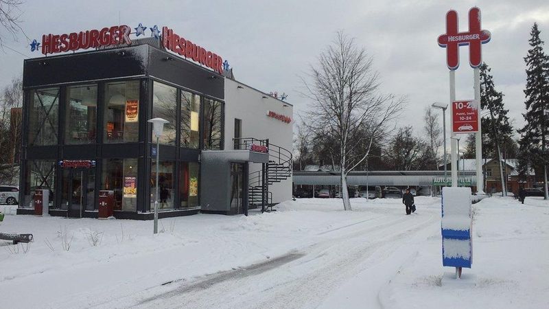 Investējot 1,65 miljonus Ls, Hesburger atvēris trīs jaunus restorānus
