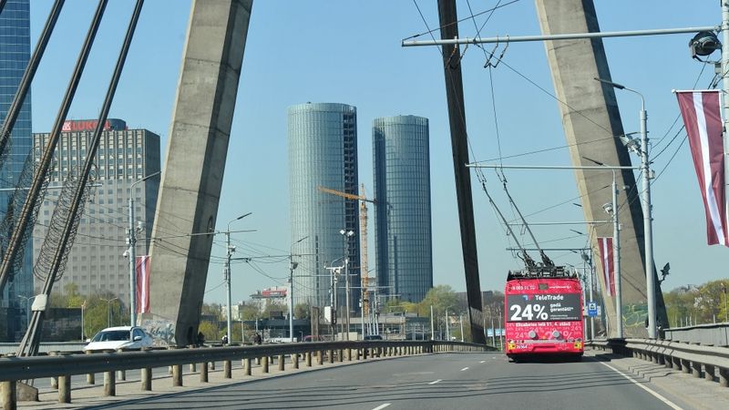 Apturēta kompleksa Z-Towers būvniecība