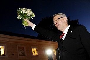 Zatlers vērtē vairākas iespējas, kā iesaistīties politikā pēc Valsts prezidenta pilnvaru beigām
