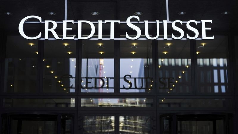 UBS pēc Credit Suisse glābšanas likvidēs 35 000 darbavietu