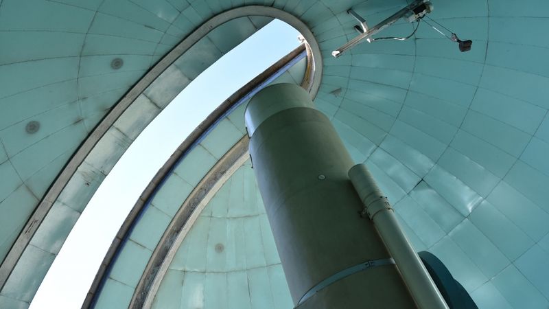 Baldones observatorija slīgst nabadzībā