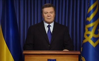 Papildināta ar video - Janukovičs paziņo par valsts apvērsumu